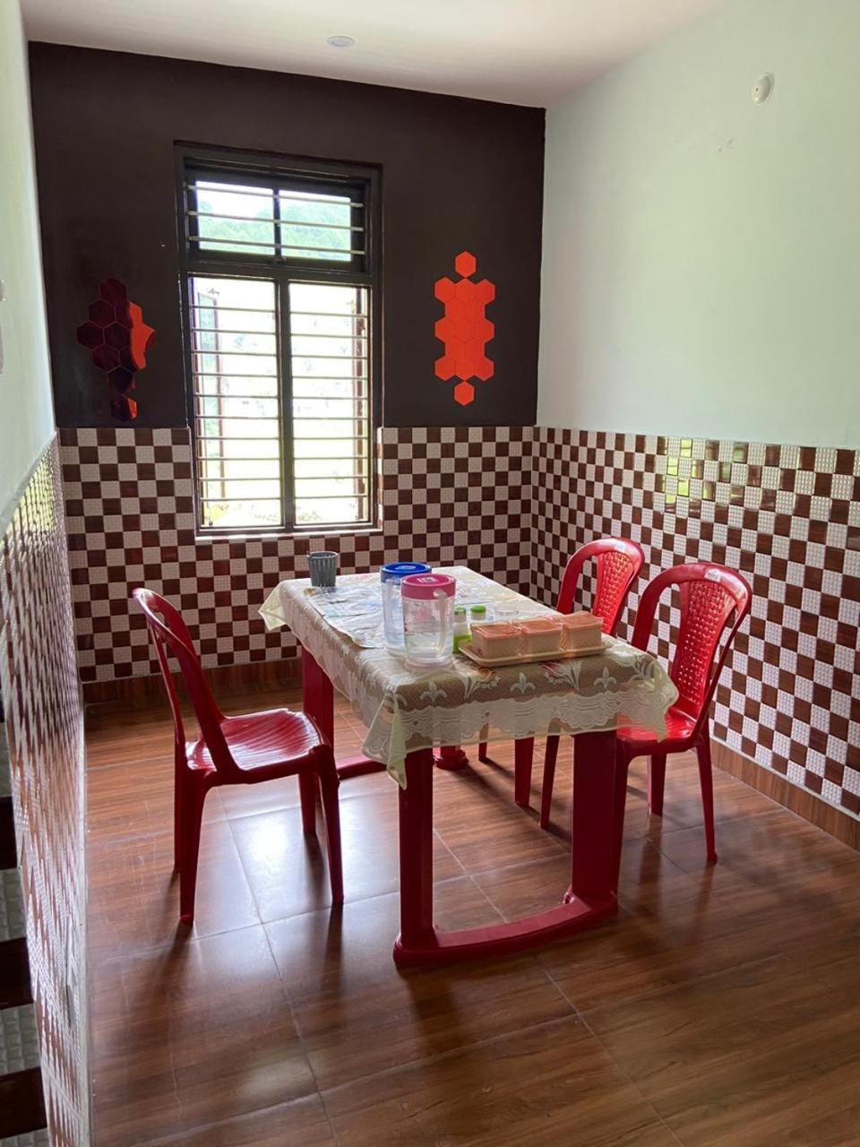 Homestay Palampur View Exteriör bild